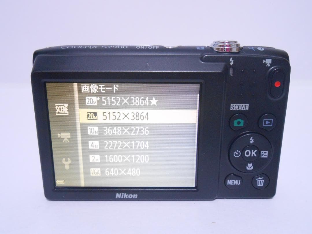 【お値下げ歓迎・美品】　ニコン　Nikon COOLPIX S2900 レッド
