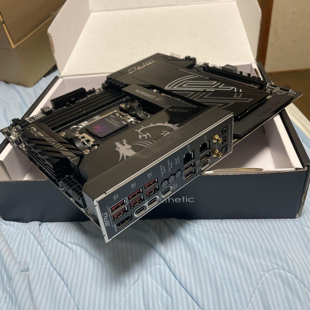 MSI MPG X870E CARBON WIFI マザーボード