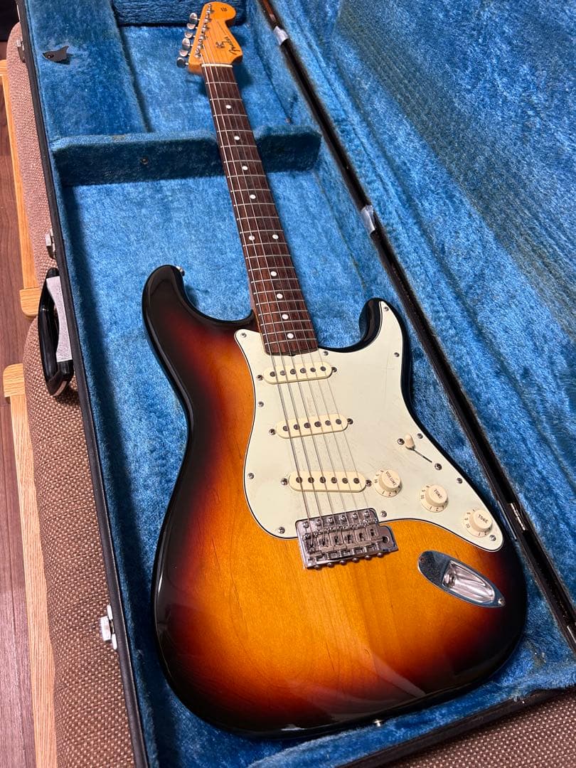 Fender Japan ST62 SスタンプORDER - メルカリ