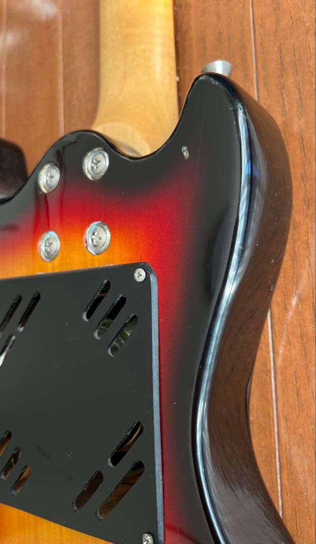 マリンライダー整備済コーラス付アンプ内蔵エレキギターミディアム