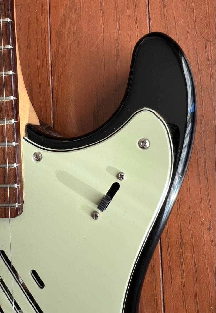 マリンライダー整備済コーラス付アンプ内蔵エレキギターミディアム