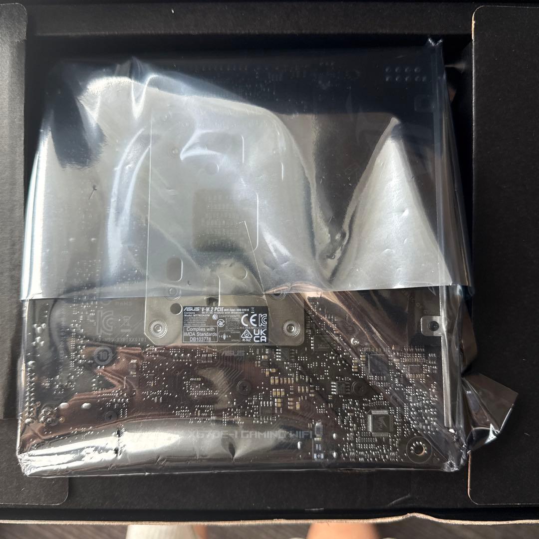 マザーボード ROG STRIX X670E-GAMING WIFI