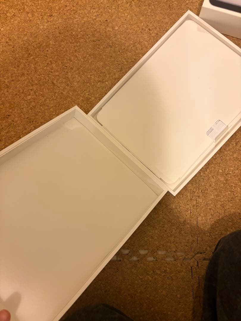 美品箱付きiPad512GB スペースグレー + Smart Keyboard