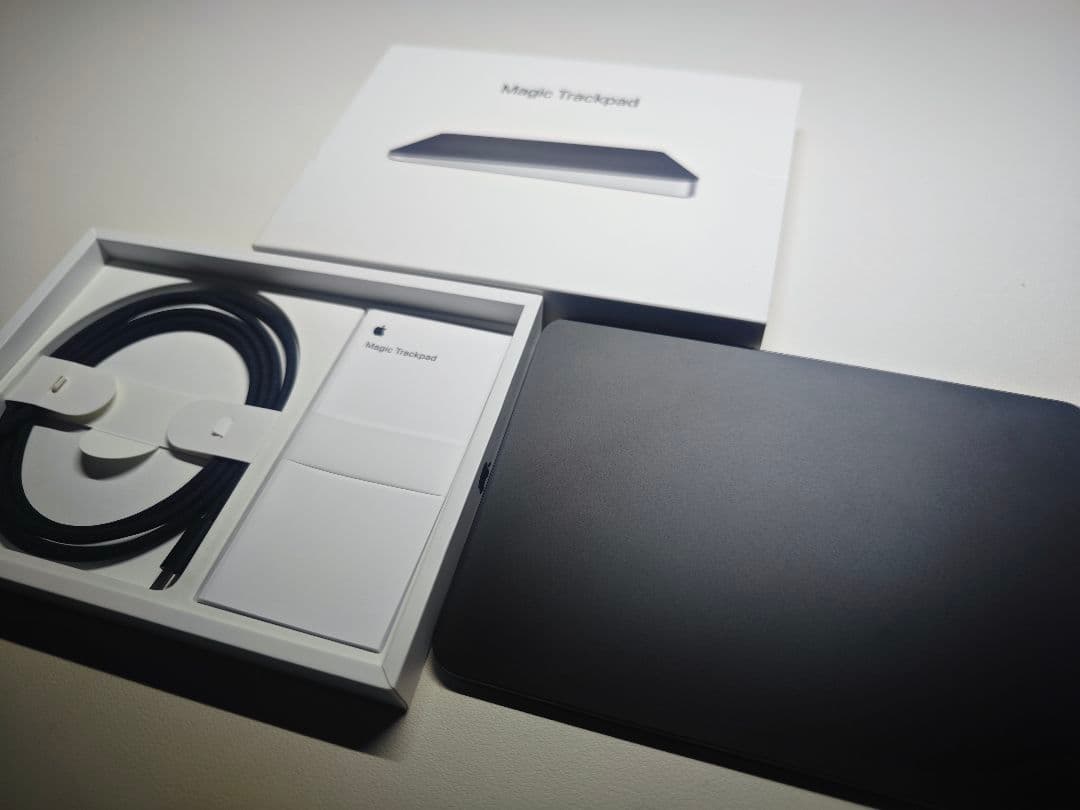 Apple Magic Trackpad 第3世代 - Black 17058.jpg