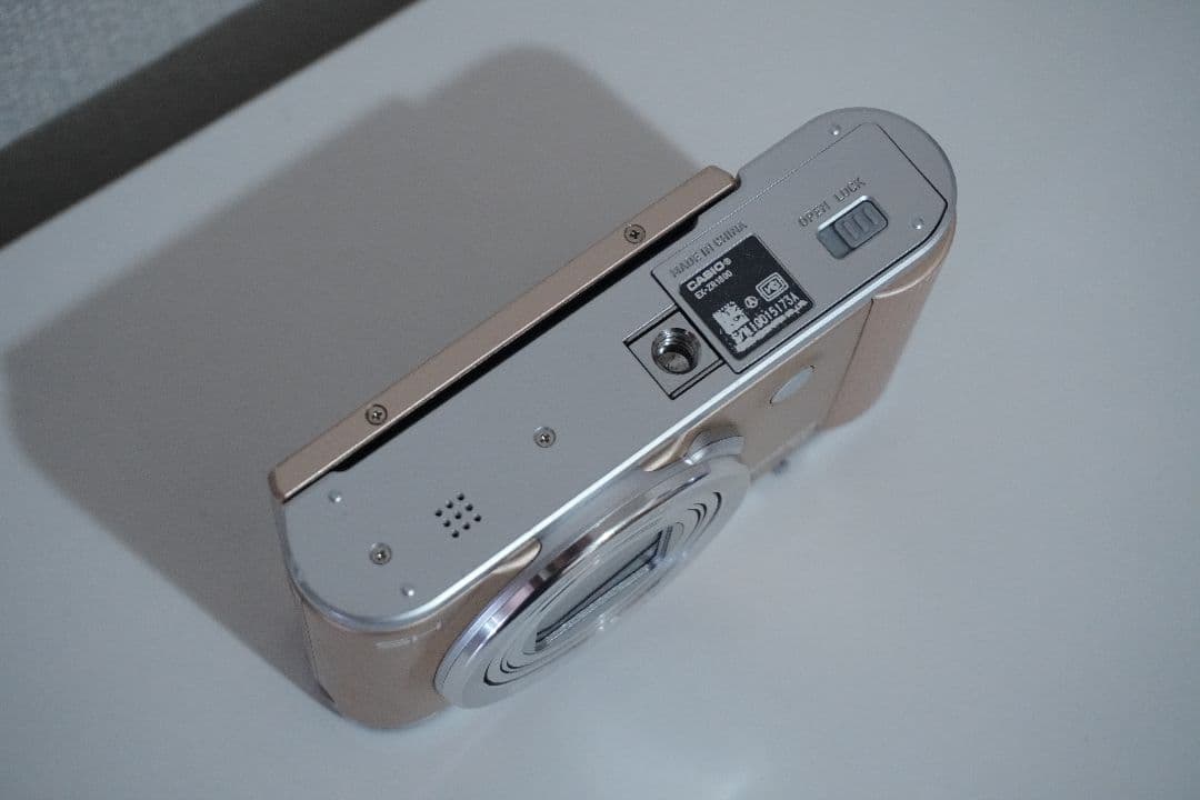 【値下げ】CASIO EXILIM EX-ZR1800 ゴールド