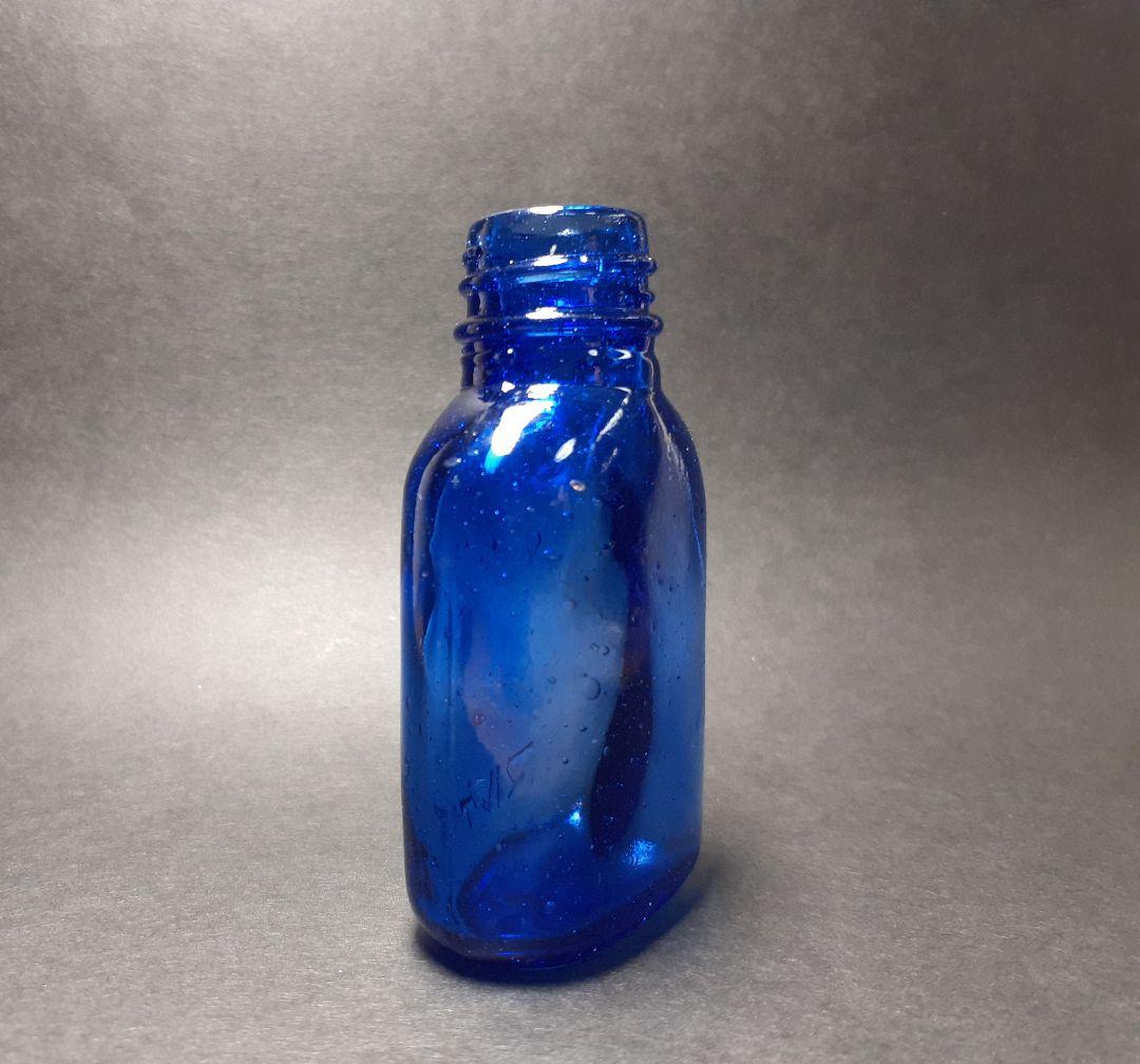 レトロ瓶 マルケイ コバルト小瓶 ガラス瓶 昭和 ボトルディギング 気泡