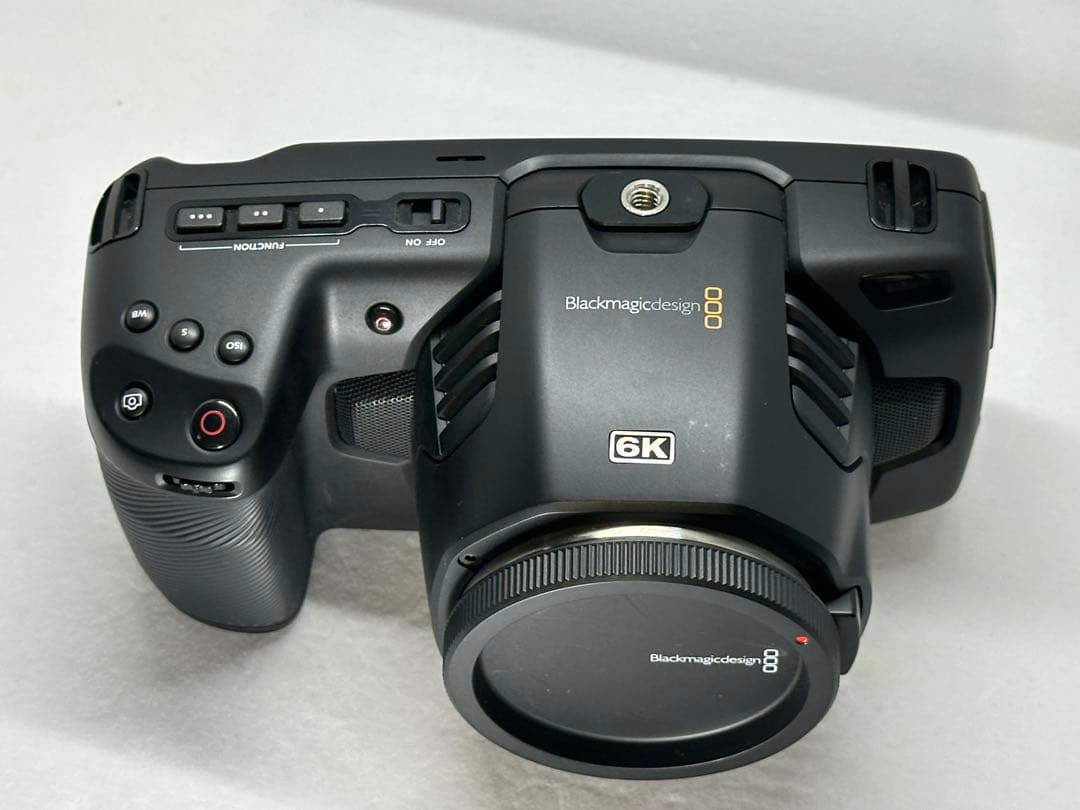 Blackmagic Pocket Cinema Camera 6KEFマウント