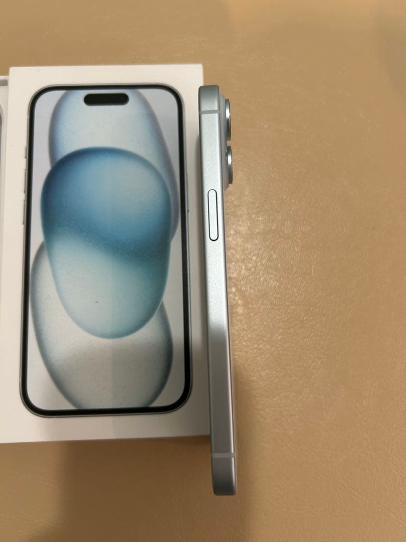 【新古品】Apple iPhone 15 本体