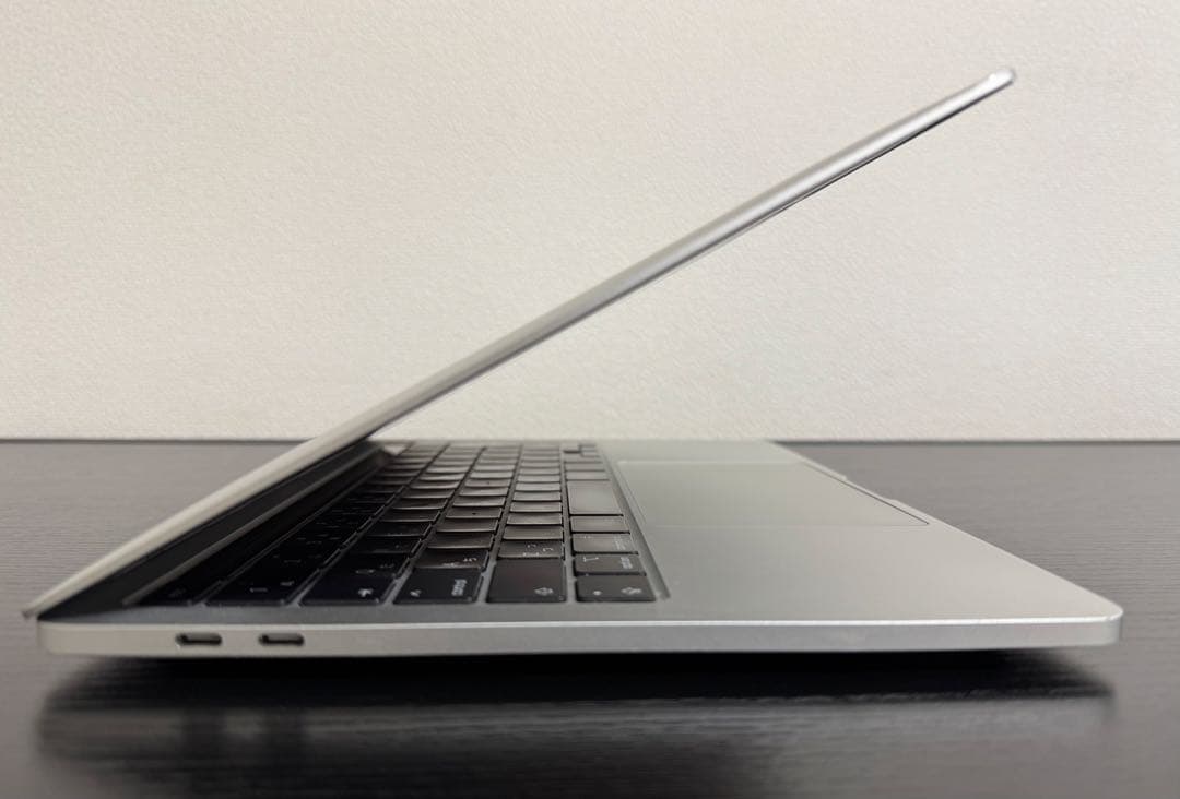 MacBook Pro13 2020 16GB 512GB バッテリー80%
