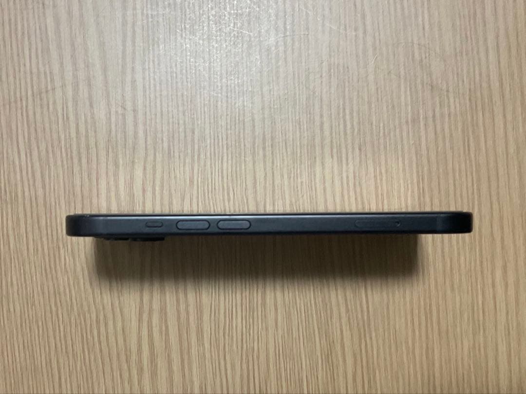 【美品】Apple iPhone 15ブラック 本体 Appleストアで購入