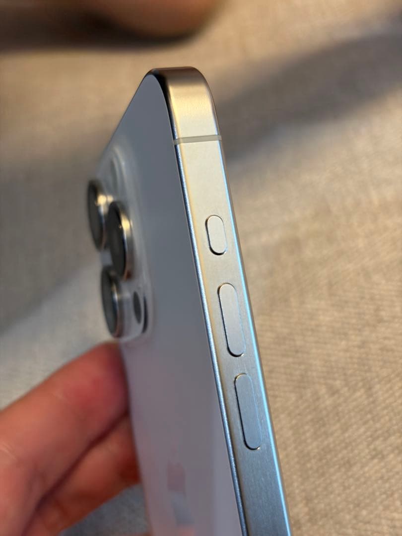 Apple iPhone 15 Pro 本体 256GB