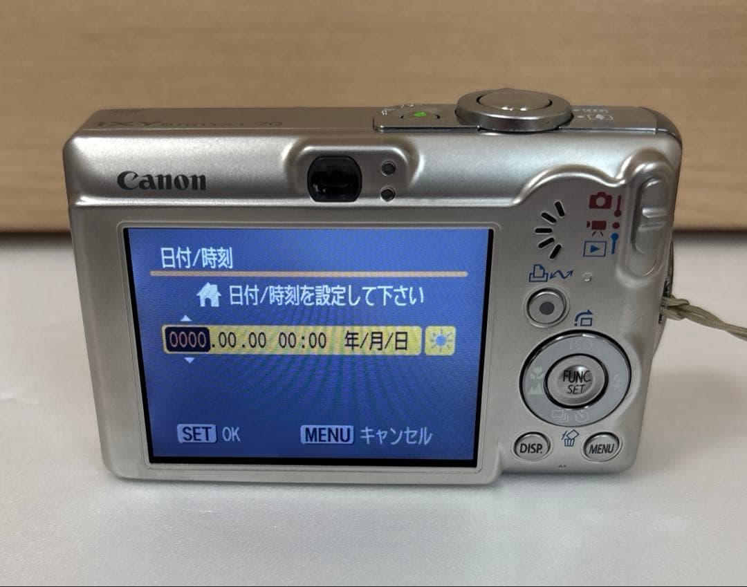 キャノン　コンパクトデジタルカメラ