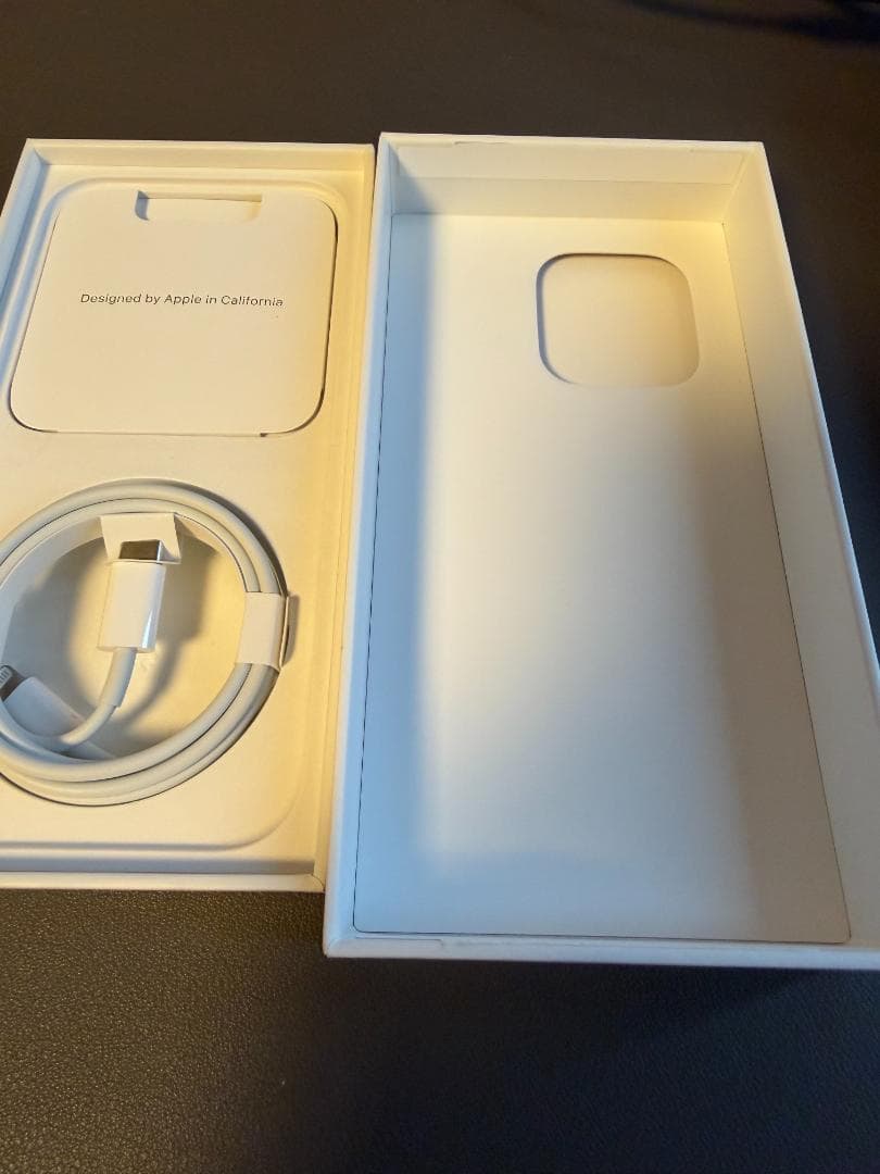 【美品】iPhone14 Pro 256GB ディープパープル（iFace付き）