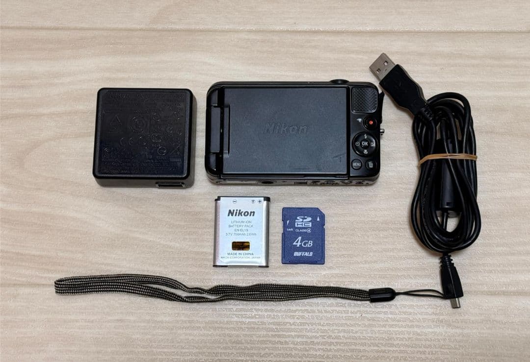 Nikon COOLPIX S6600 コンパクトデジタルカメラ 本体