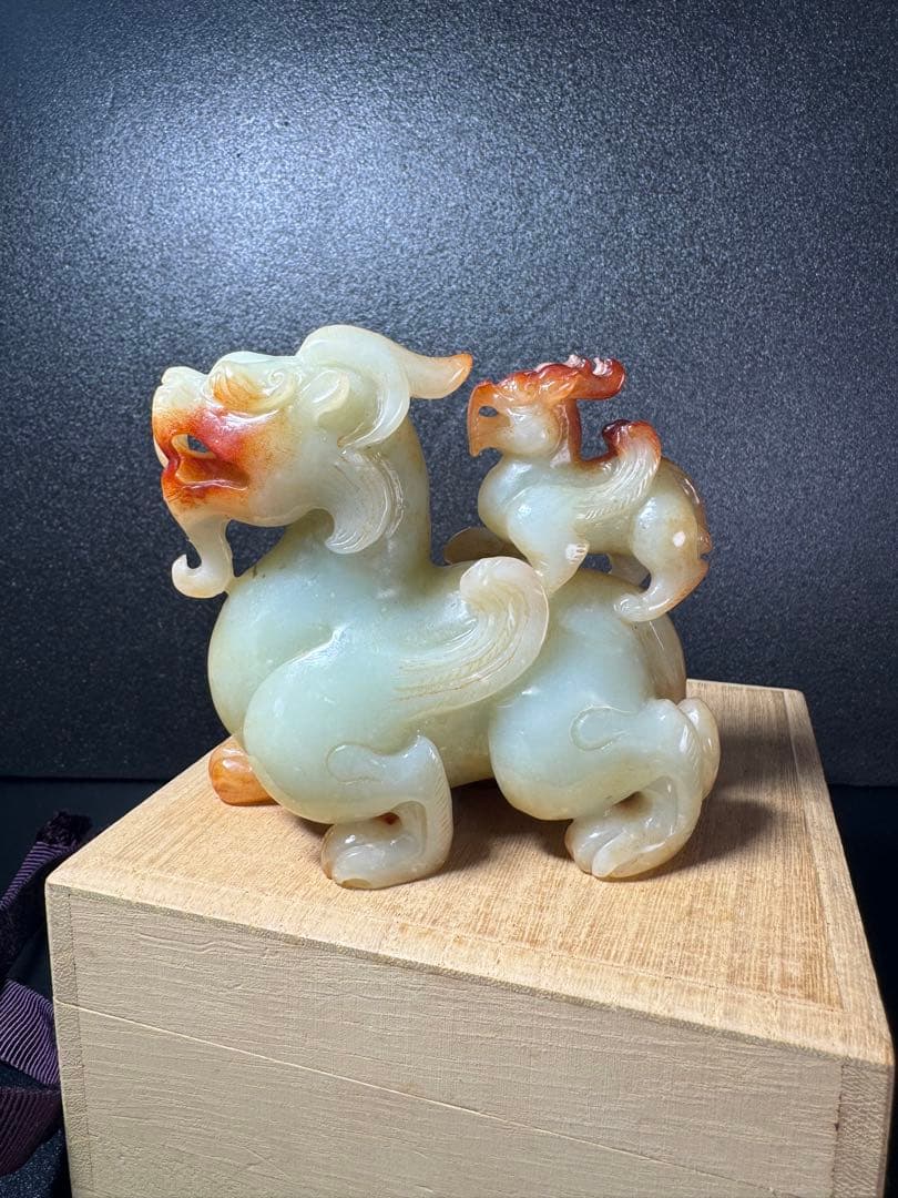 貴重】 戦国時代 和田玉 高古玉 286.5g置物 紋彫り件 旧家蔵出し箱付き