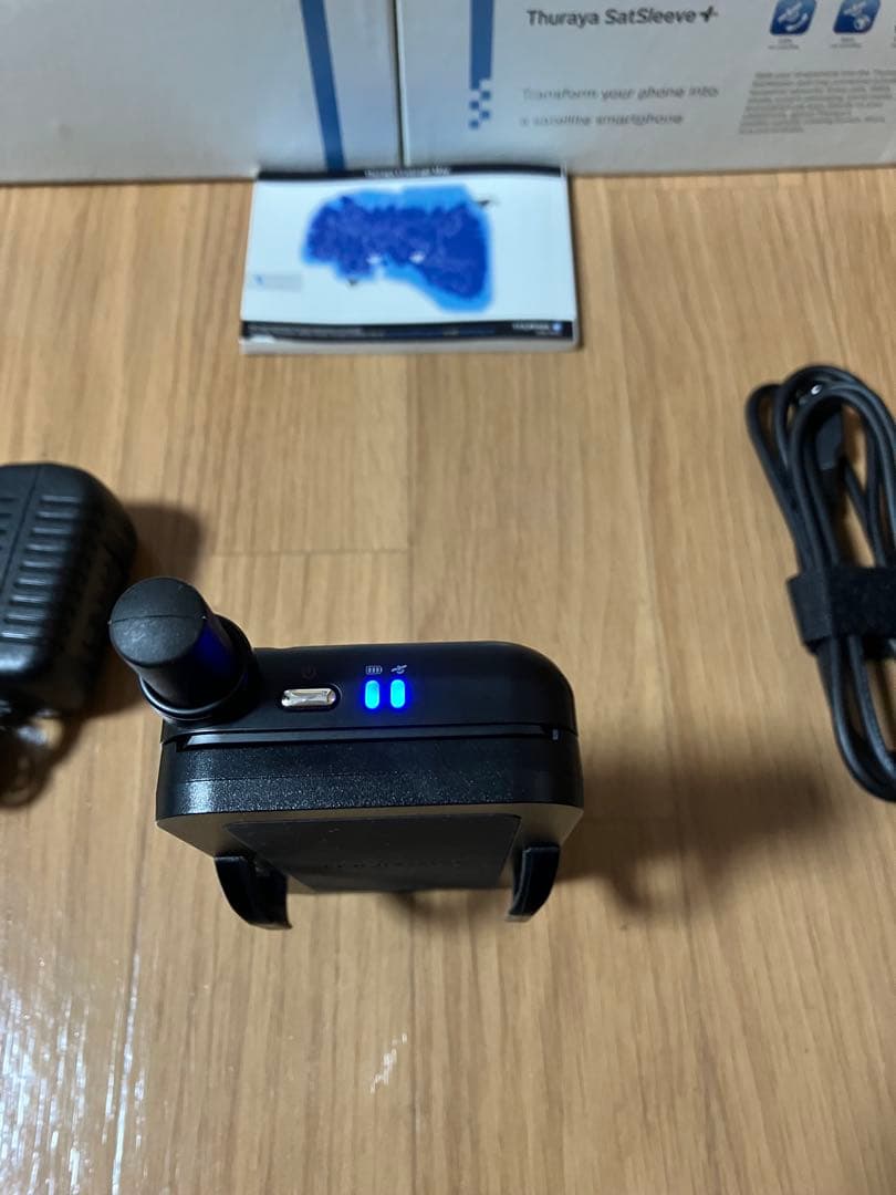 衛星携帯 Thuraya SatSleeve +