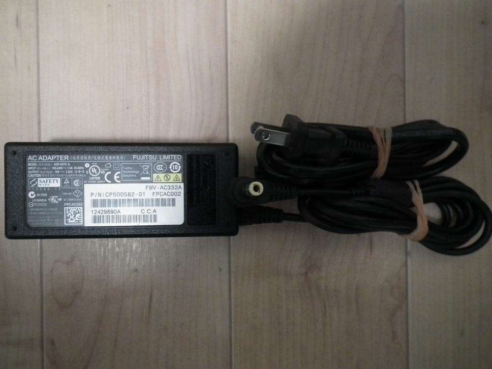 富士通 ノートパソコン LIFEBOOK S936/P/中古特価良品