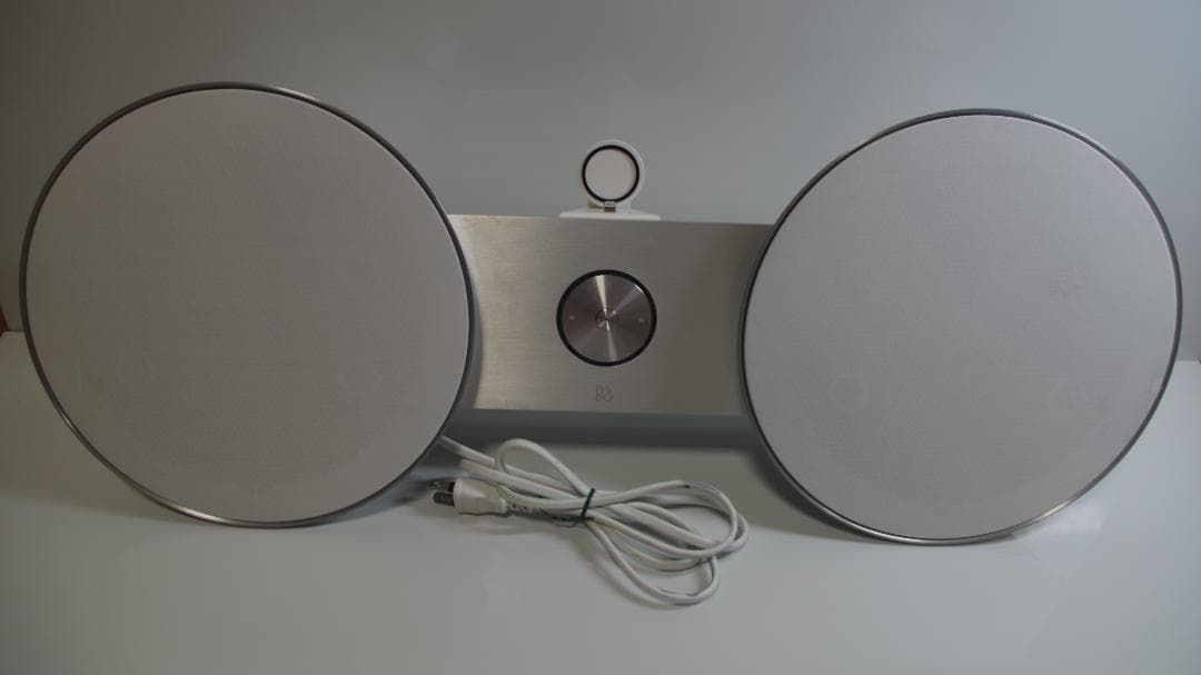 スピーカー・ウーファー A3655 Bang & Olufsen BeoPlay A8 (2911) Bang & Olufsen BeoPlay A8 Powered speaker system with Apple