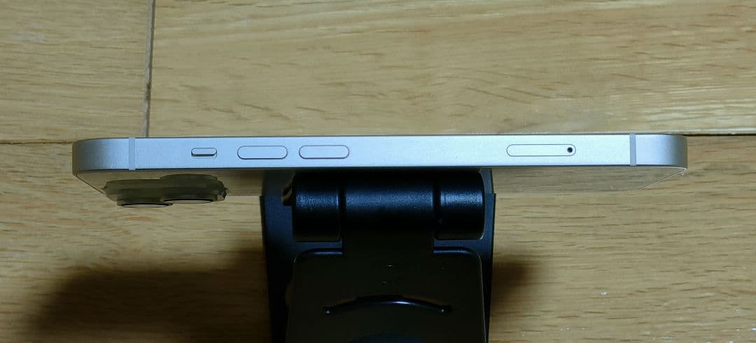 k*n様 美品 iPhone14 スターライト SIMフリー 128GB 利用制