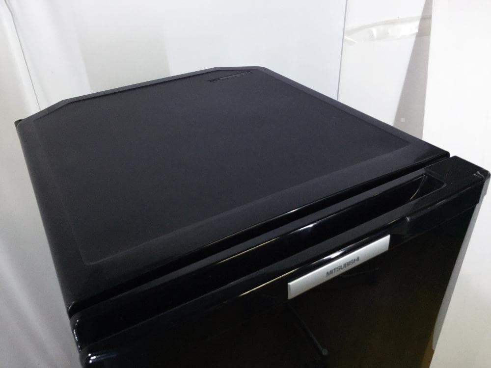 送料無料★三菱 146L 冷蔵庫 【MR-P15T-B】