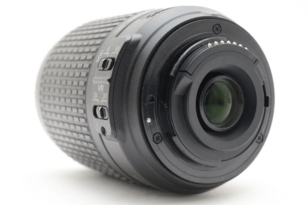 美品 NIKON DX AF-S 55-200mm f4-5.6 箱付 M230