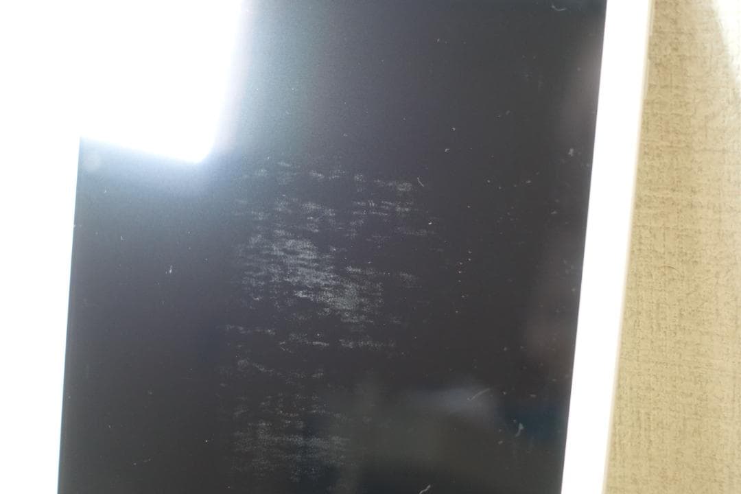 iPad 第5世代 Cellular シルバー 32GB A1823