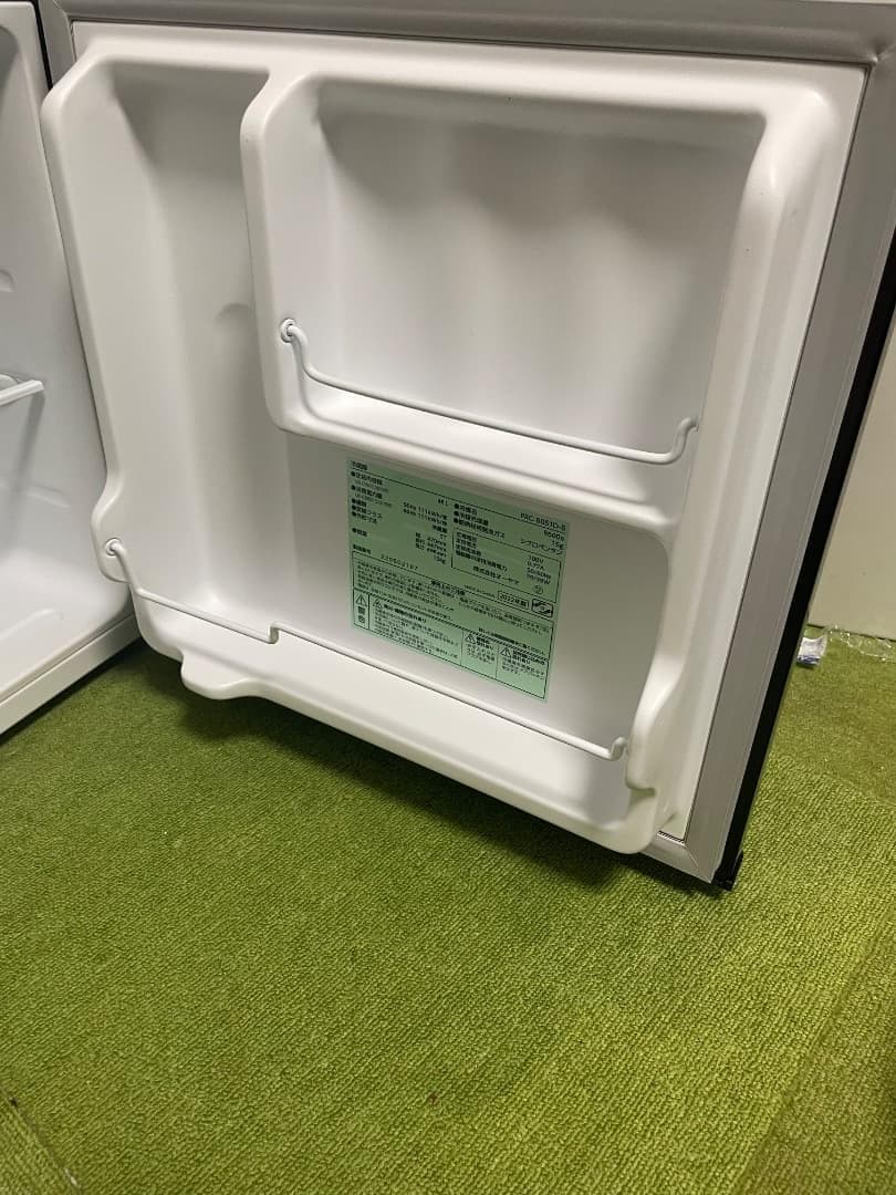美品 冷蔵庫 2022年製 46Lブラック PRC-B051D-B