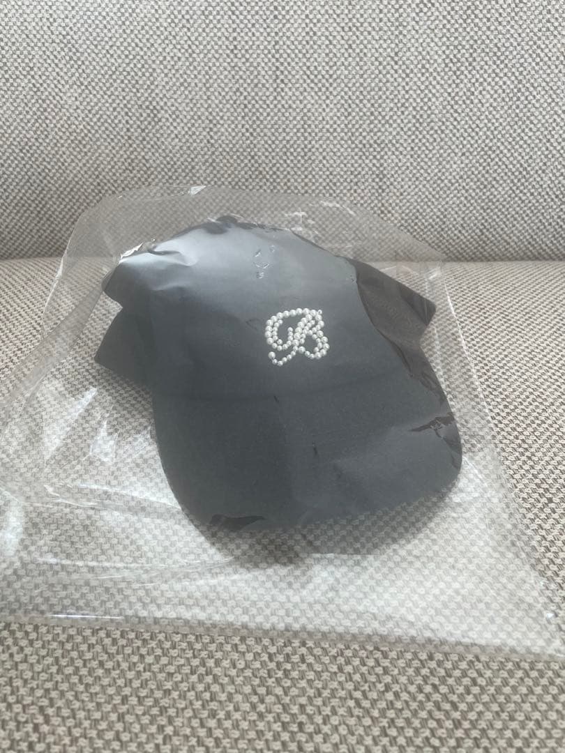 MADISONBLUE キャップ パールビーズ グレー 新品未使用品ショッパー付