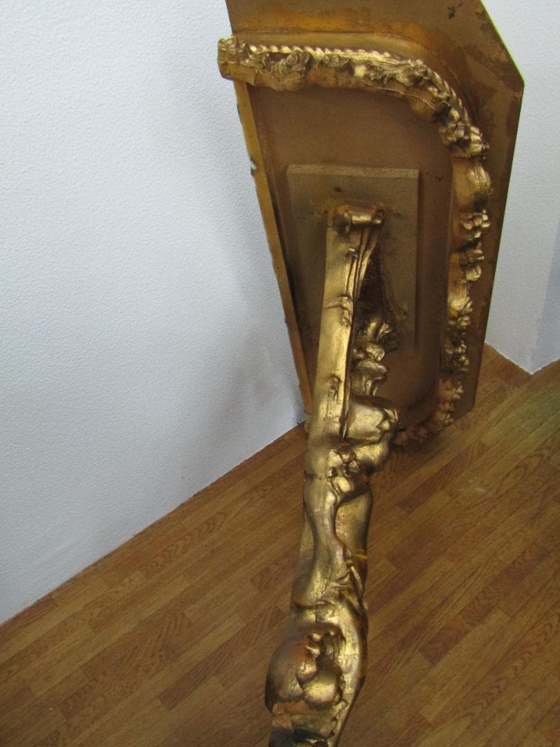 クラシック木製彫刻テーブル アンティーク