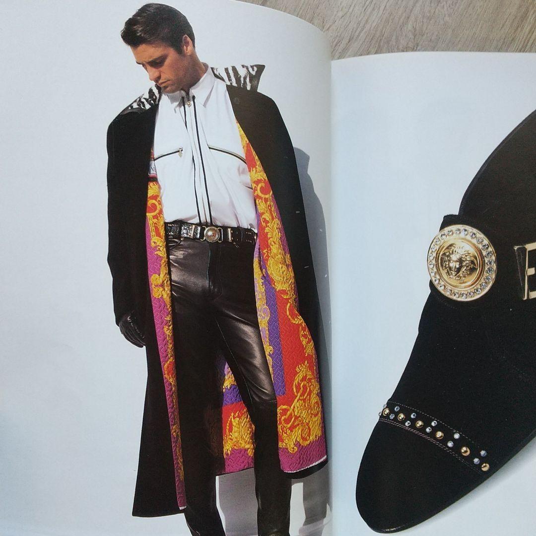 希少品 ヴェルサーチ VERSACE 写真集の通販はau PAY マーケット - 輸入