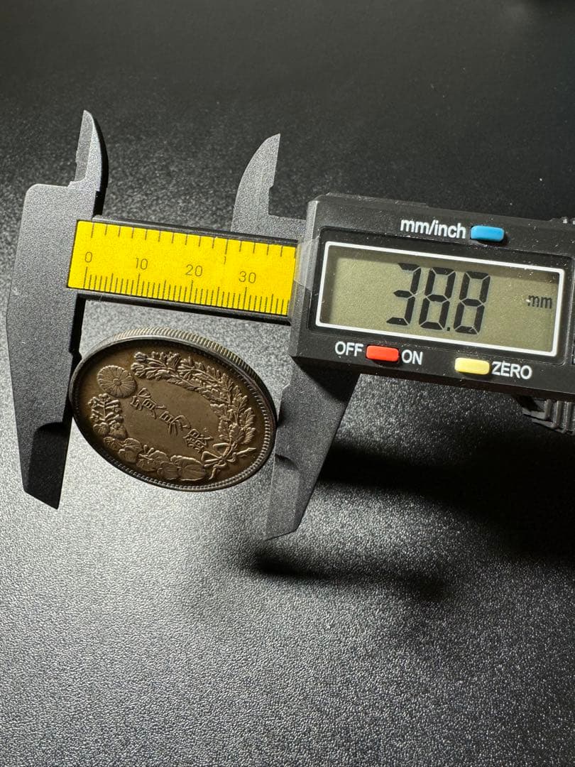 貿易銀 明治ハ年 古銭 コイン 詳細な画像は最後にありますSV900 銀900