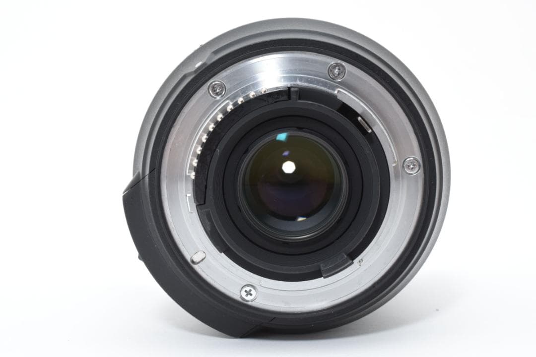 美品 ニコン AF-S DX 18-200mm f3.5-5.6 G H145