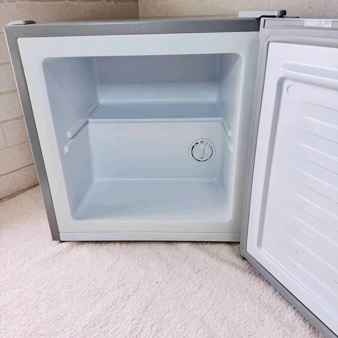 【極美品】今からの季節に！アイリスプラザ 冷凍庫 PF-A32FD-S シルバー
