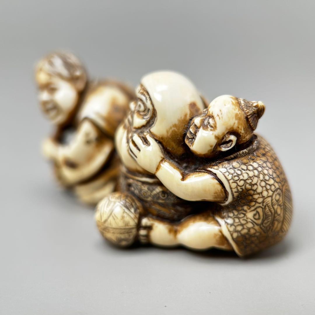 三人のキャラクター 彫刻極上根付天然素材アンティーク骨董飾り物古