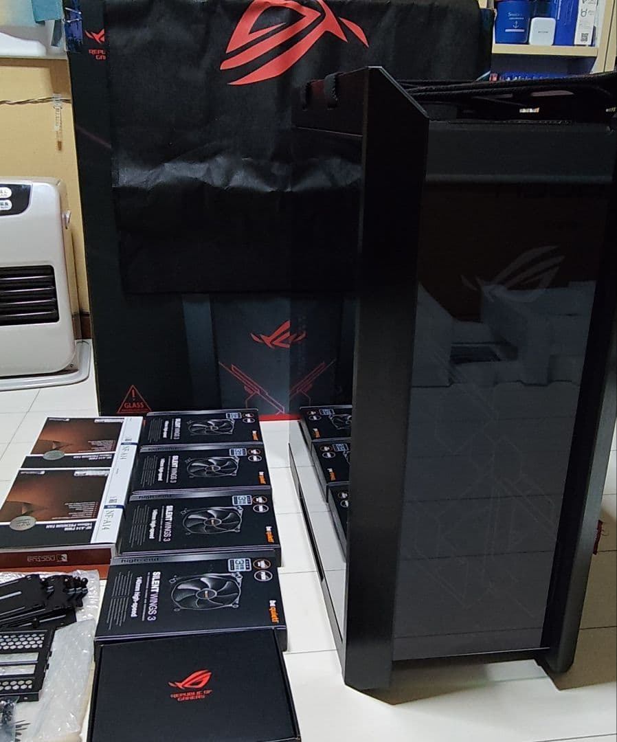 ASUS ROG STRIX HELIOS GX601 ゲーミングPCケース