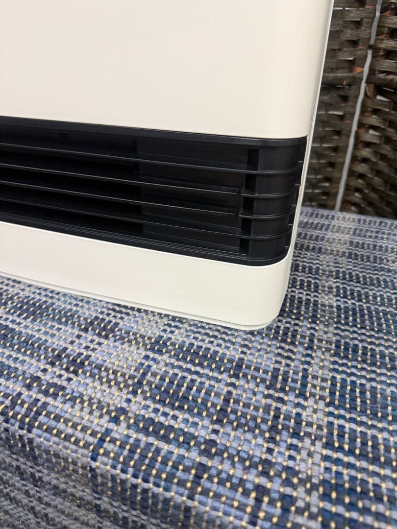 【洗浄消毒作業済】アイリスオーヤマ　セラミックファンヒーター　JKC125D1