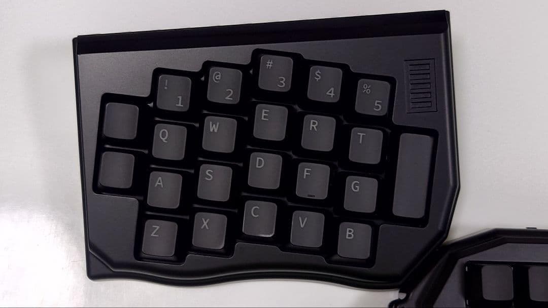 トラックボール付キーボード★保証3ヶ月/導入30日★GrabShell/黒/特典