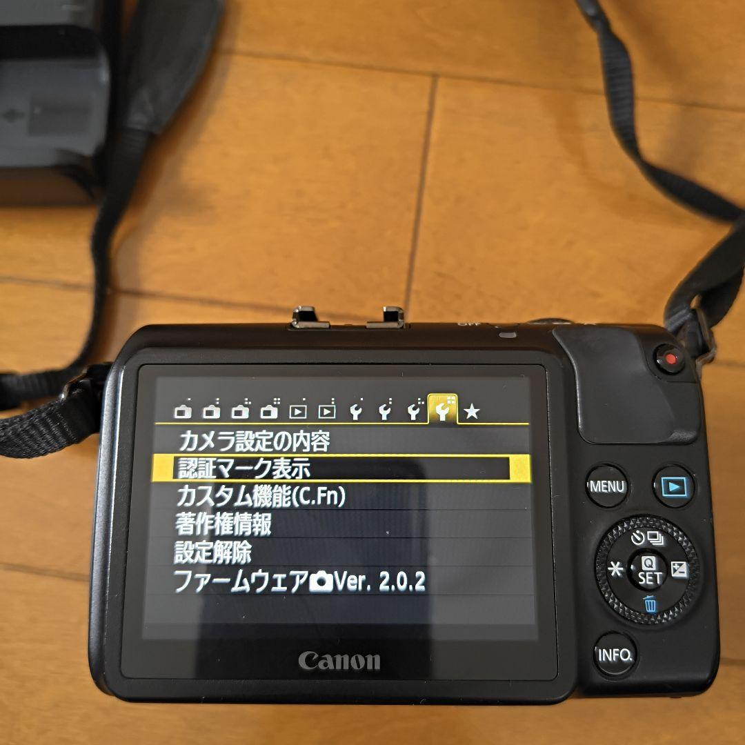 Canon EOS M ミラーレスカメラ レンズ付き