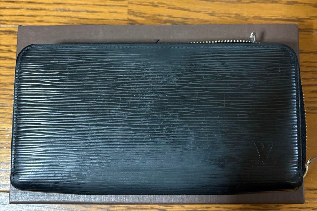 ルイ・ヴィトン 長財布 ブラック エピ ルイヴィトン 長財布 エピ ラウンドファスナー 高品質 黒 ウォレット