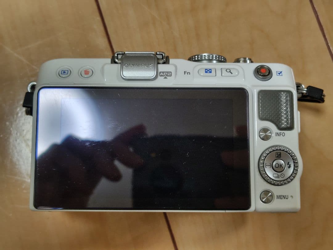 OLYMPUS E-PL3 ダブルズームキット ミラーレス一眼