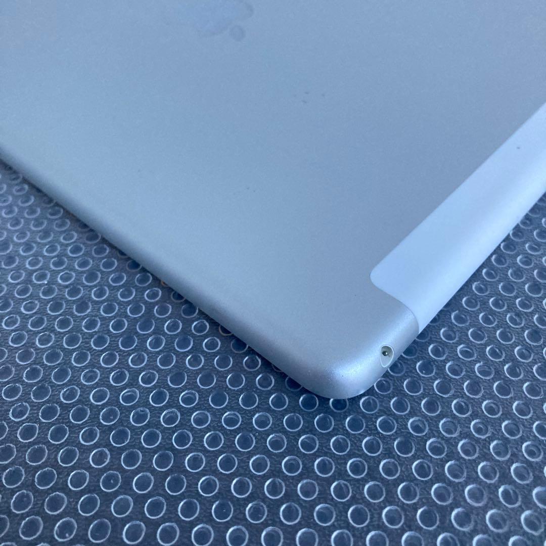 795【早い者勝ち】電池良好☆iPad7 第7世代 32GB SIMフリー☆