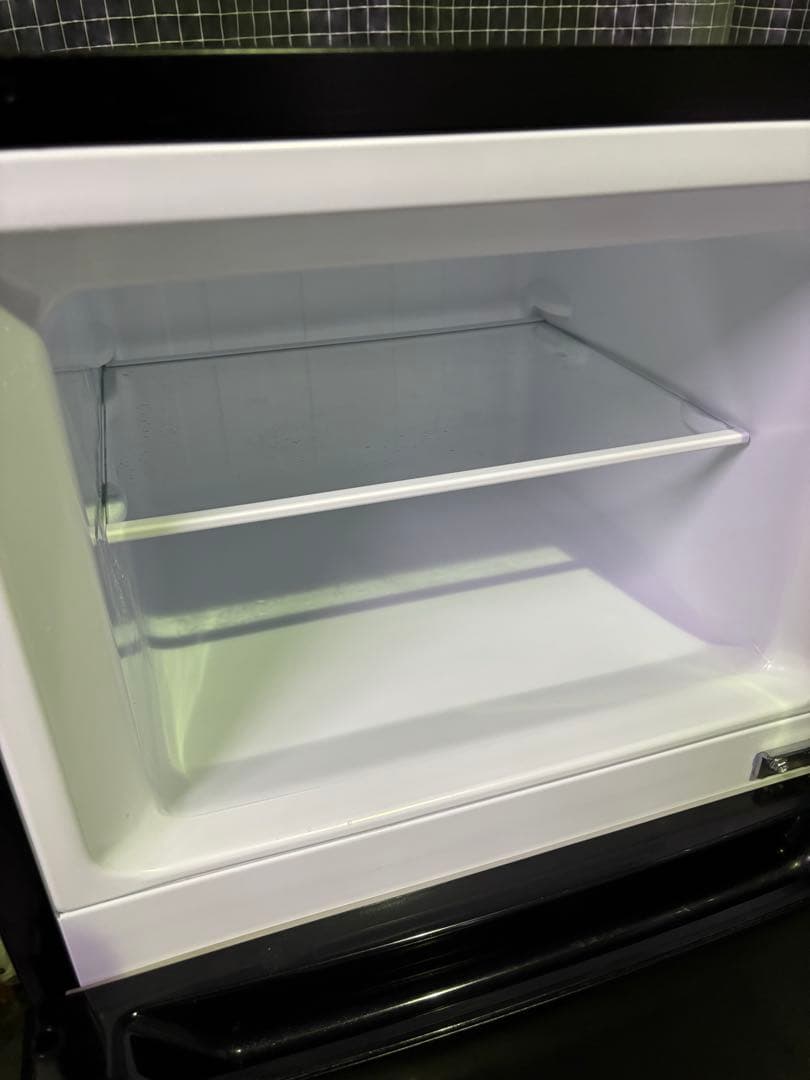 【ご成約済み】00050 Hisense 120ℓ冷蔵庫