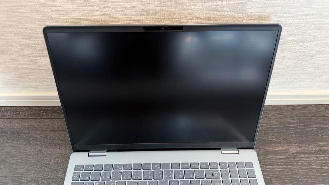 【ほぼ新品】Dell 16 Plus ノートPC 16インチ シルバー