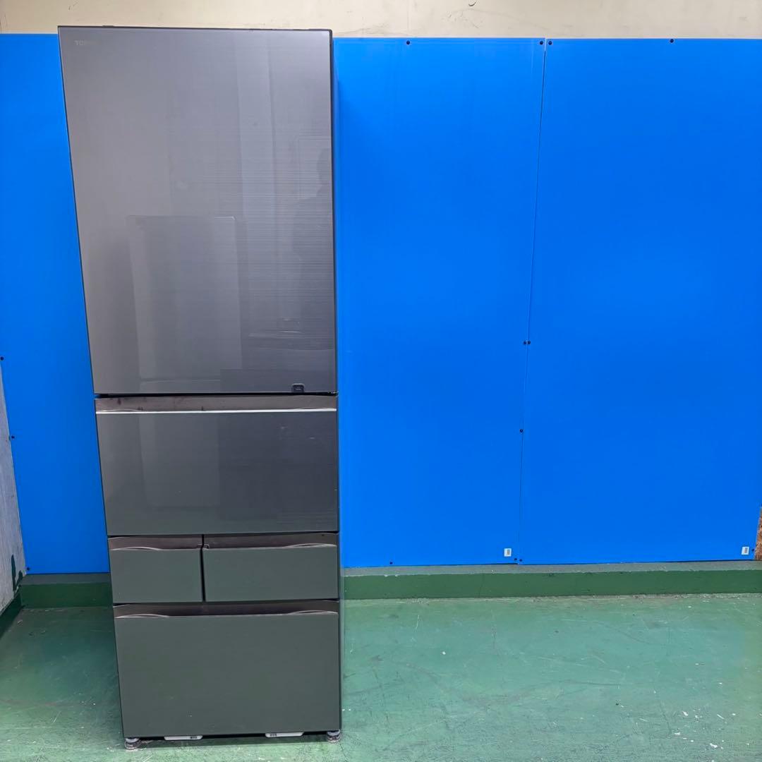 671 東芝大型冷蔵庫　500L強　小型　ガラスパネル　右開き　5ドア　スリム