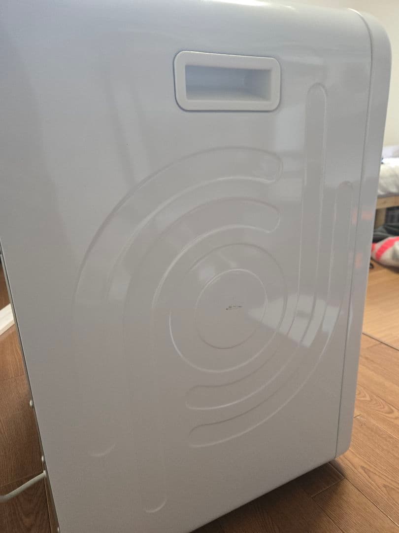 2023年製　Yoquna 衣類乾燥機 6kg UV消臭