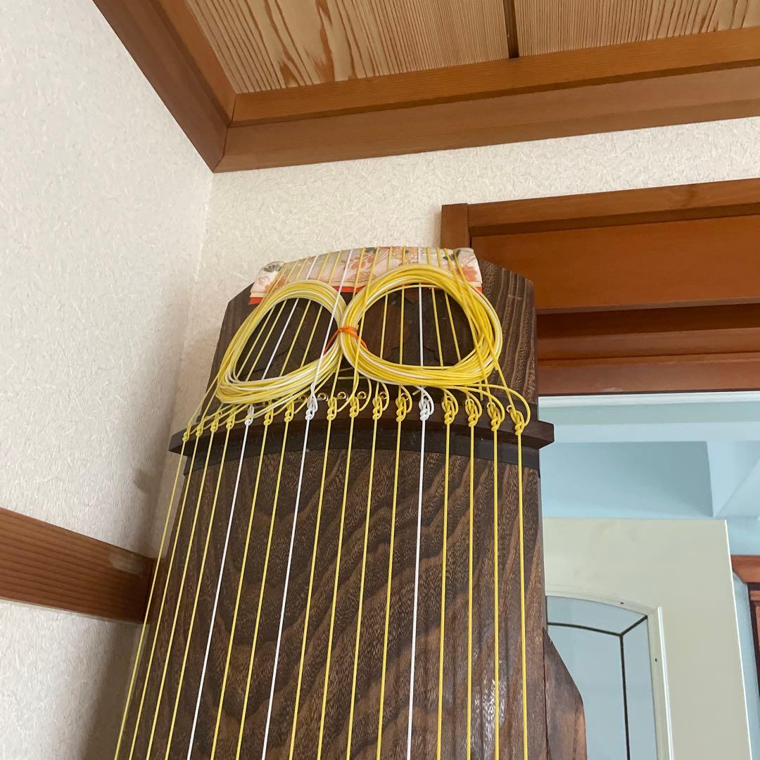 十七絃箏 ハンドル・キルティングカバー・琴柱・立奏台付きすぐ弾け