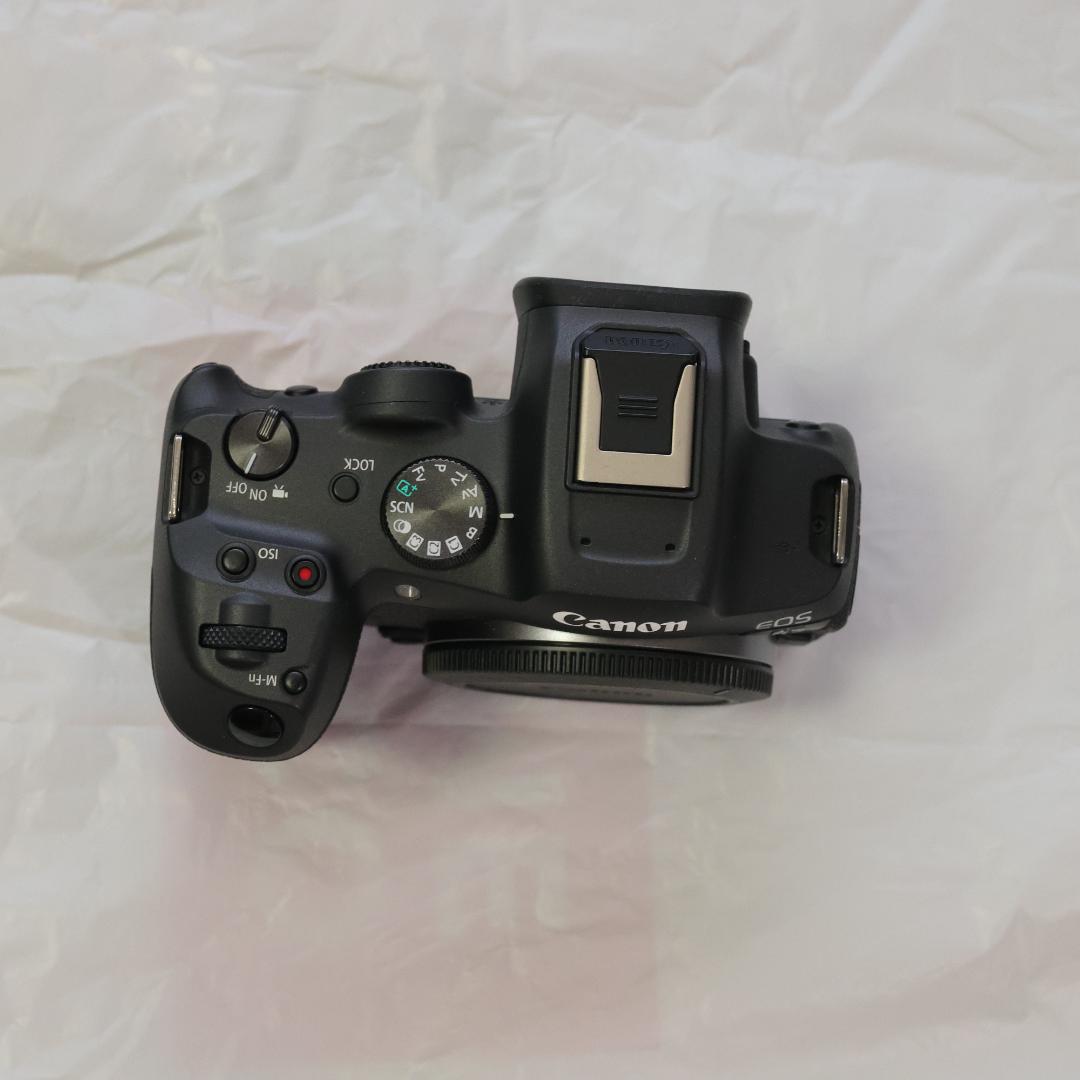 EOS R7 + RF-S18-150 IS STM + フードEW-60F - メルカリ