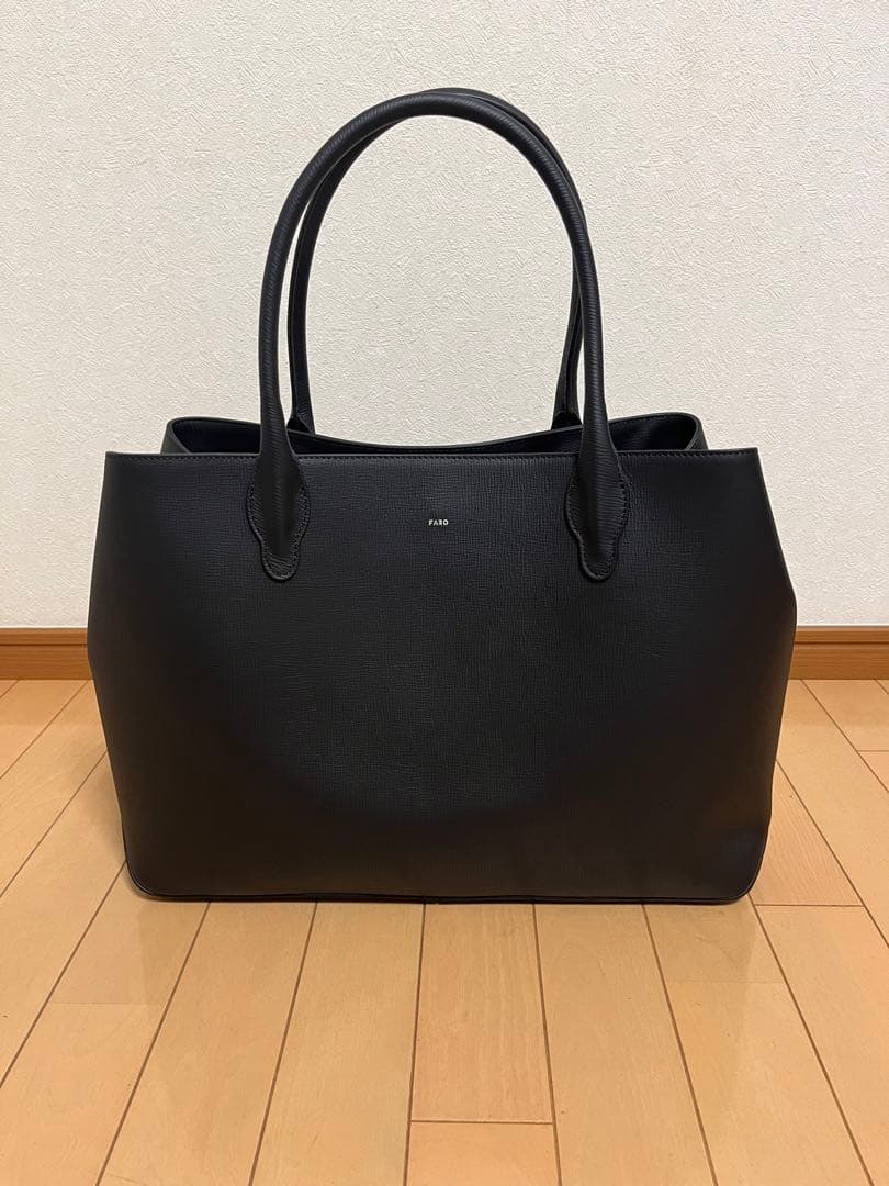 ファーロ Cartello Tote Large - メルカリ