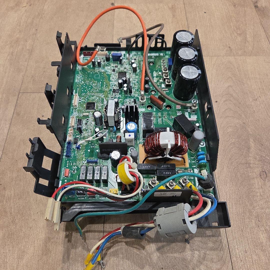 ダイキン天カセエアコン室外機基盤　RZYP 160AA ダイキン天カセエアコン室外機基盤 RZYP 160AA - メルカリ