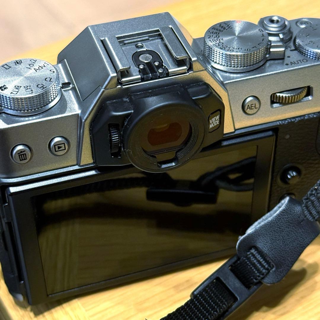 FUJIFILM X-T30 シルバー ミラーレス一眼 カメラ本体 外箱付き
